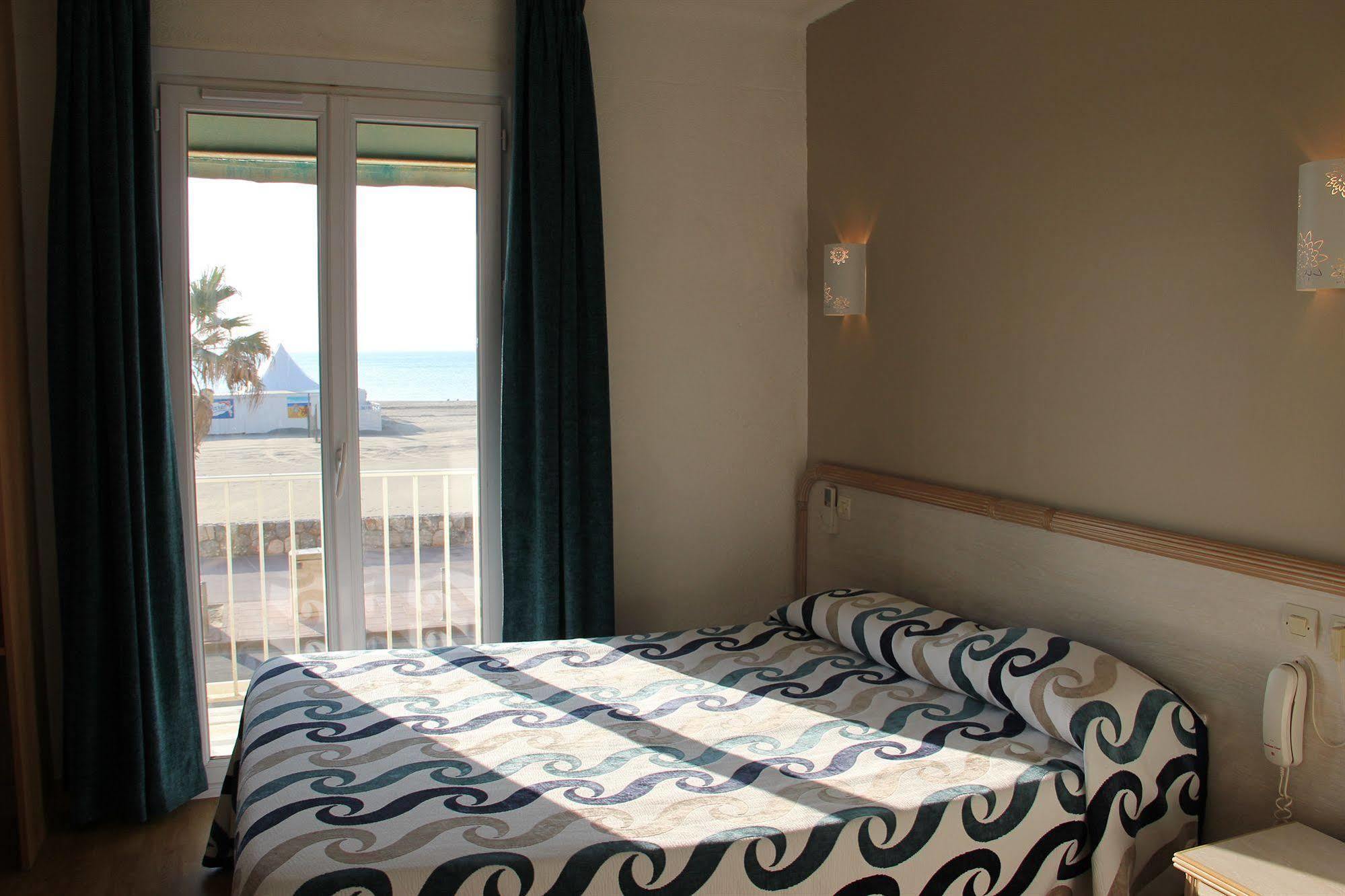 Hotel Saint Georges, Face à la mer Canet-en-Roussillon Eksteriør bilde
