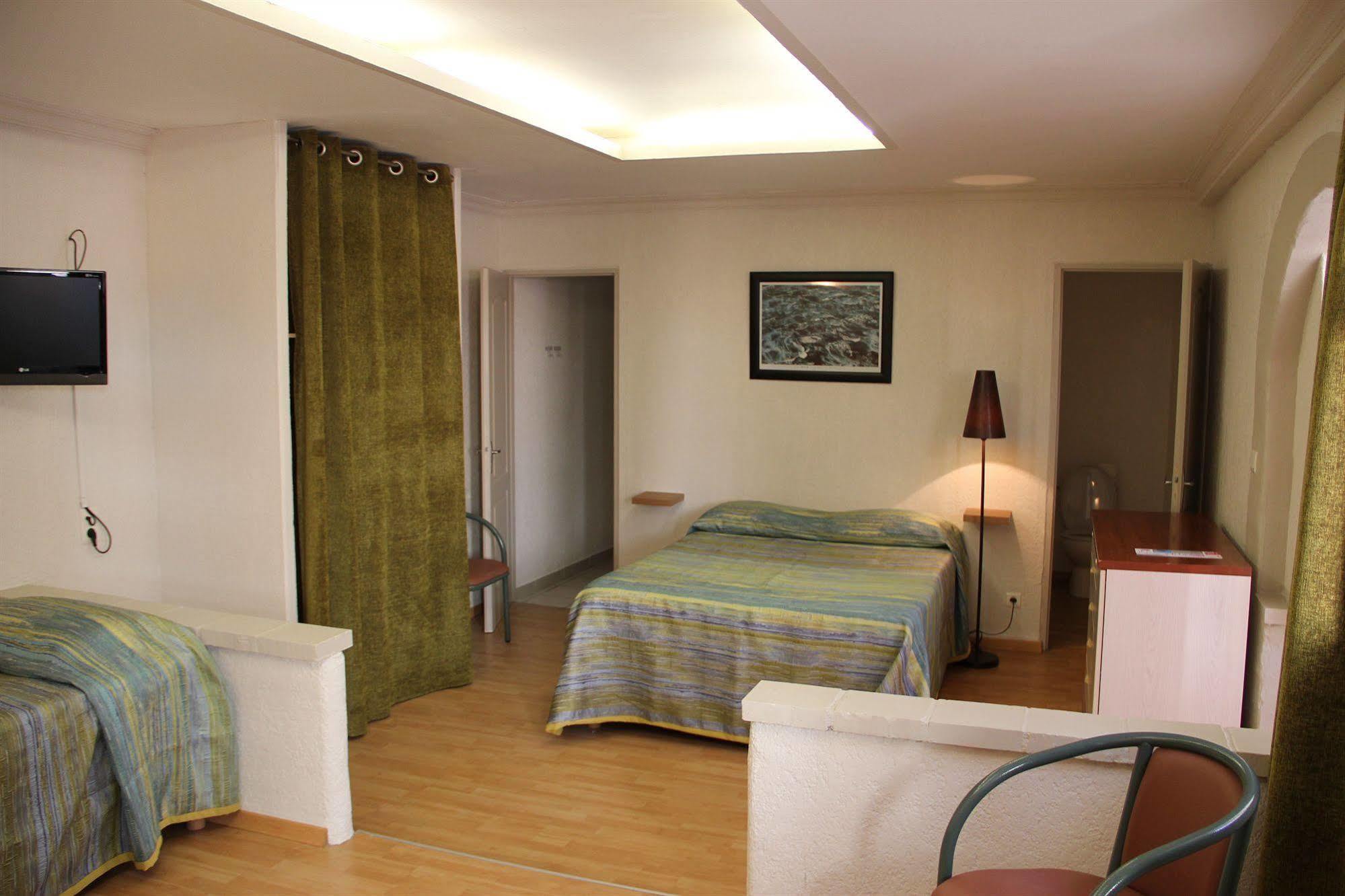 Hotel Saint Georges, Face à la mer Canet-en-Roussillon Eksteriør bilde